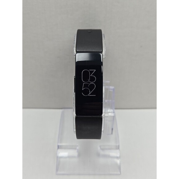 Fitbit Inspire FB412 Fitness Activity Tracker Black Tested Includes Charger Band - Picture 1 of 11